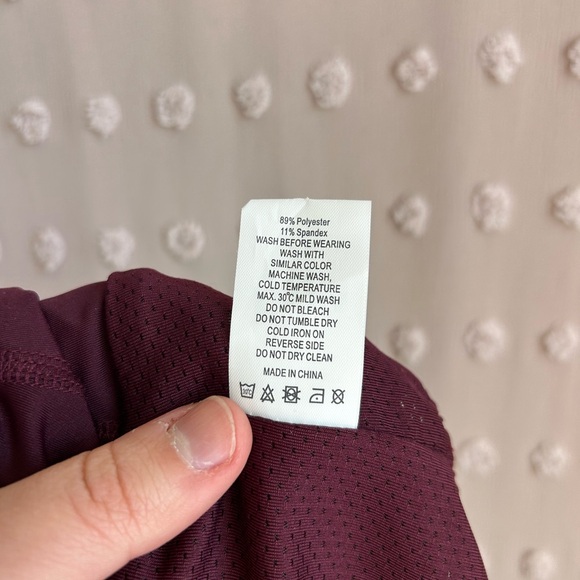 Zyia Active Mesh Energy Shorts‎ L Purple Plumb - Picture 5 of 6